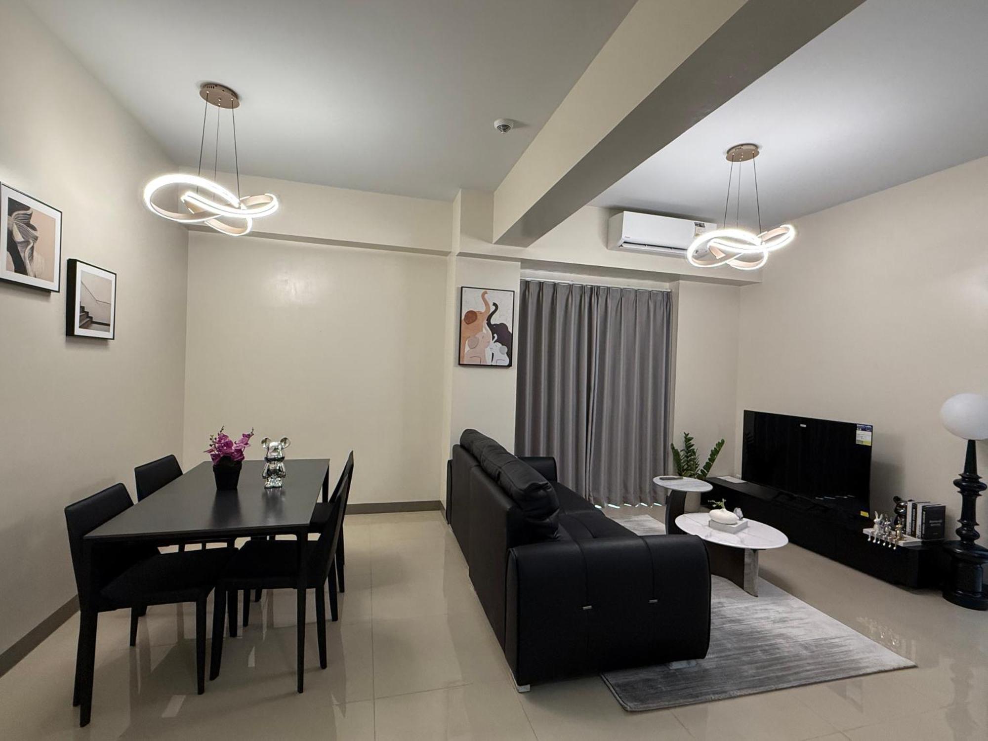 Luxurious Modern Cozy Bayview Pool View 1 2 3 Bedrooms Near Airports Okada Solaire Moa *