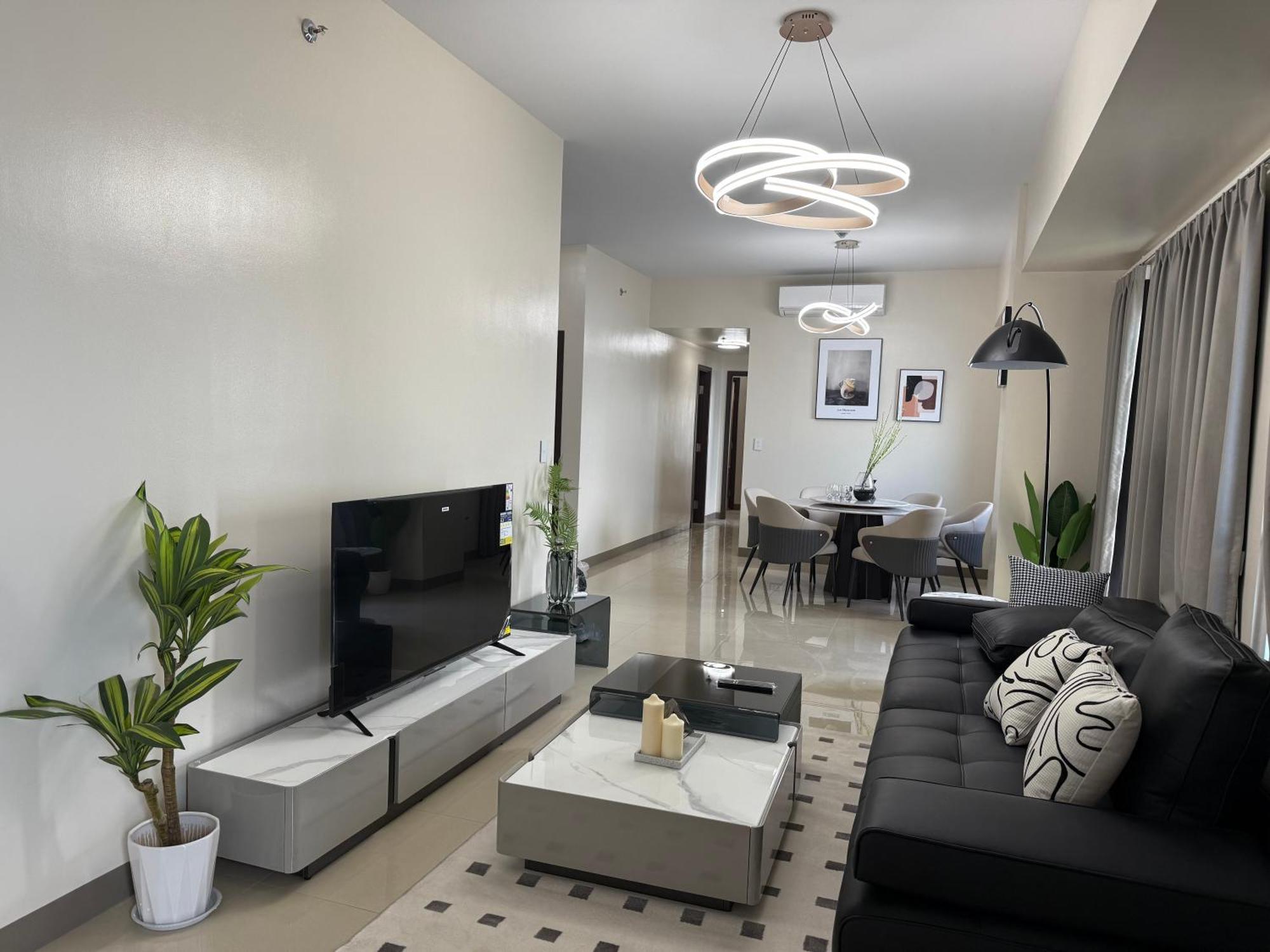 Apartment Luxurious Modern Cozy Bayview Pool View 1 2 3 Bedrooms Near Airports Okada Solaire Moa